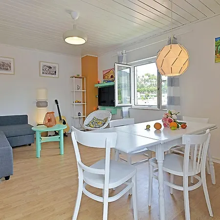 Apartamento Charming Old Town App For 4 People
